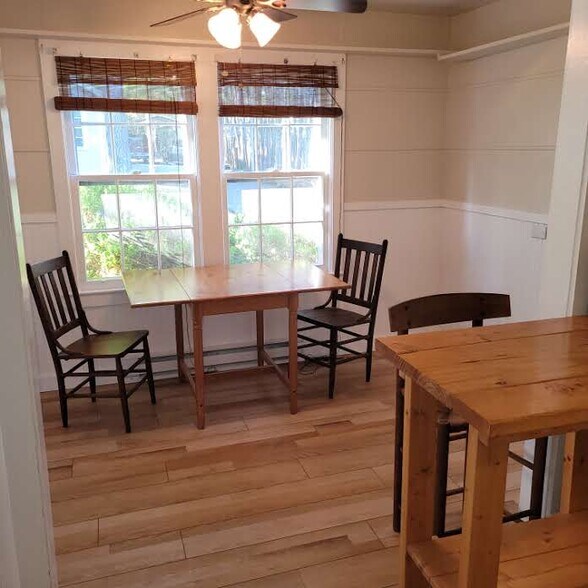 Dining area of kitchen - 114 Second St