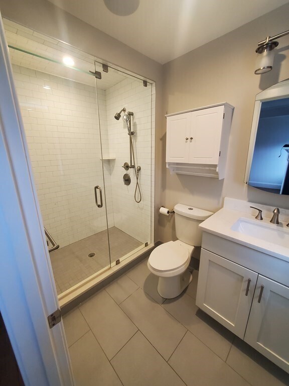 Building Photo - 47 Coffey St