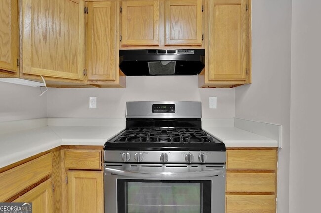 Building Photo - 255 Triple Oaks Dr