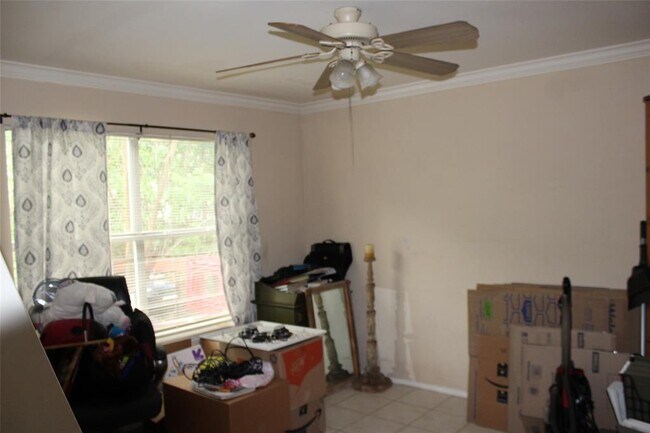 Building Photo - 810 Minturn Ln