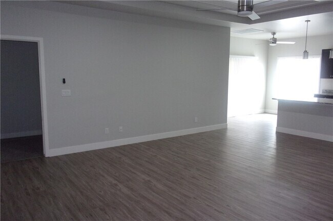 Building Photo - 3556 Split Branch Dr
