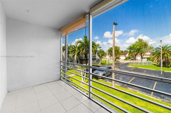Building Photo - 8764 SW 12th St