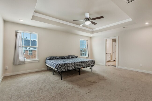 Building Photo - 302 Finnegan Ct