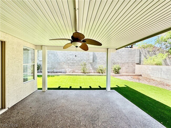Building Photo - 1437 Waterton Dr