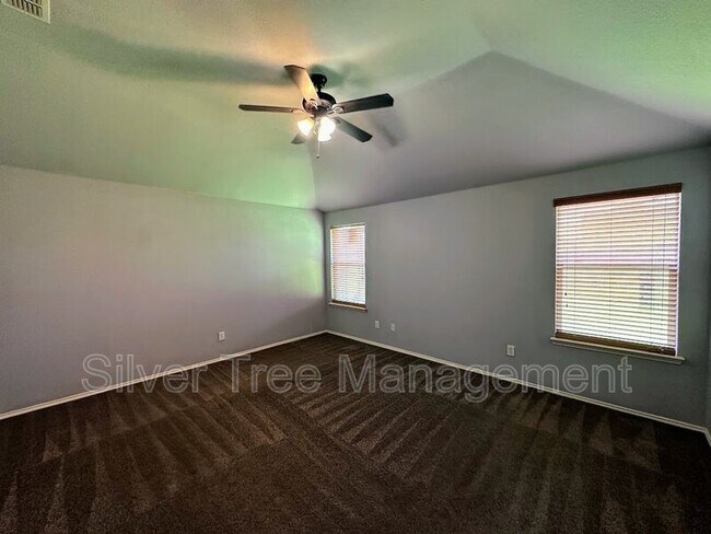Building Photo - 10316 Lake Terrace