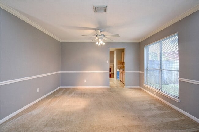 Building Photo - 2114 Whirlaway Dr