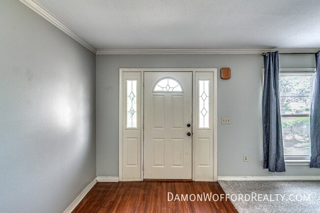 Building Photo - 1435 Roxbury Ct