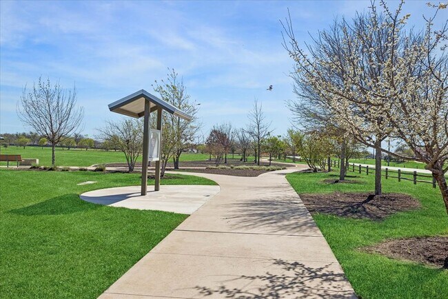 Building Photo - 8300 Augeron Dr