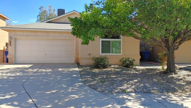 Primary Photo - Spacious 3 Bedroom 2 Bathroom Home In The NE!