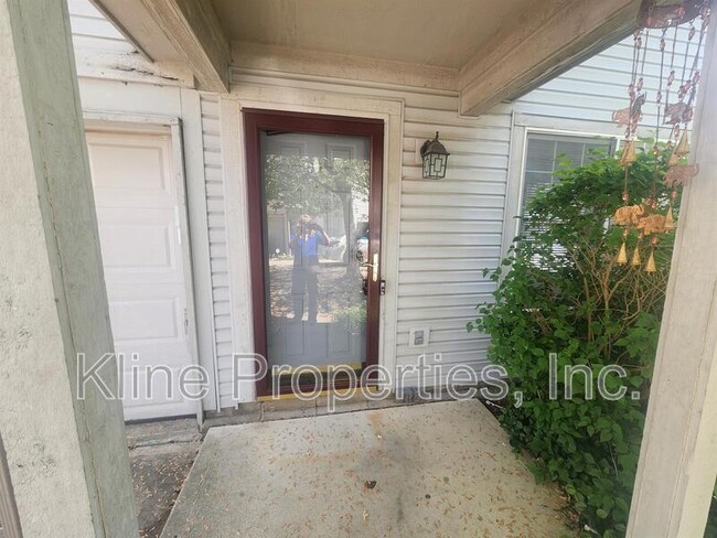 Primary Photo - 5015 Clarkson Dr