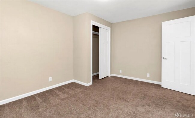 Building Photo - 1511 Wilson St SE