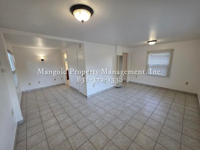 Building Photo - 763tay