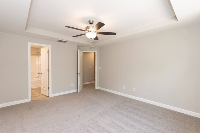 Building Photo - Four Bedroom Home