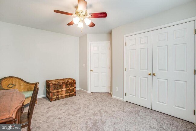Building Photo - 201 Anchor Cove