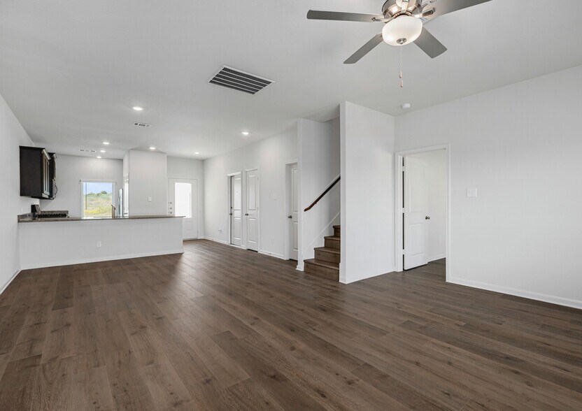 Building Photo - 940 Cawthorne Trl