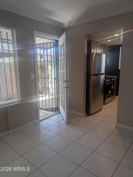 Building Photo - 7126 N 19th Ave