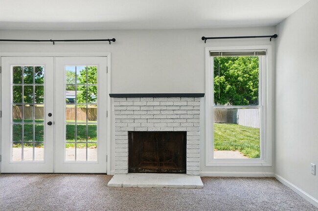 Building Photo - Renovated Gem in Gastonia with Walkout Bas...