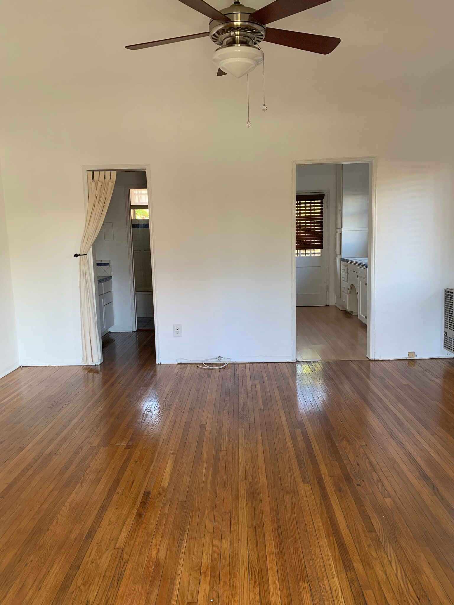 Building Photo - 1301 Centinela Ave