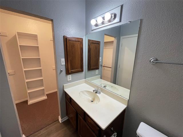 Building Photo - 1722 Carrington Dr