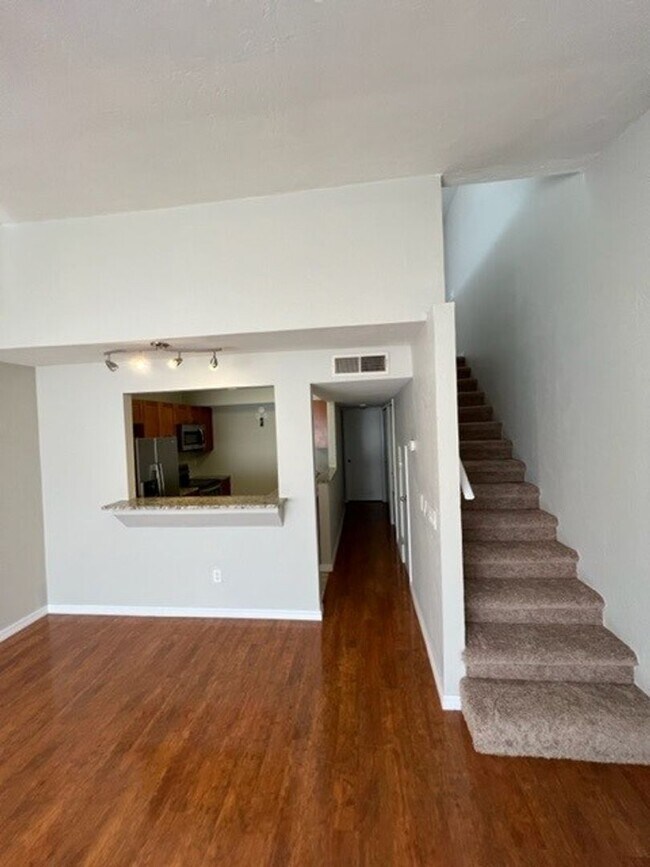 Building Photo - C2508-C15 Grantwood