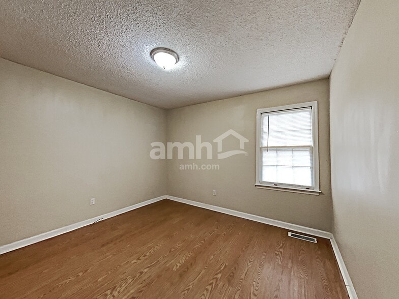 Building Photo - 5333 Muirwood Pl