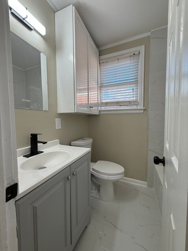 Building Photo - Available June 1st- Recently remodeled 3-bedroom, 2-bath home