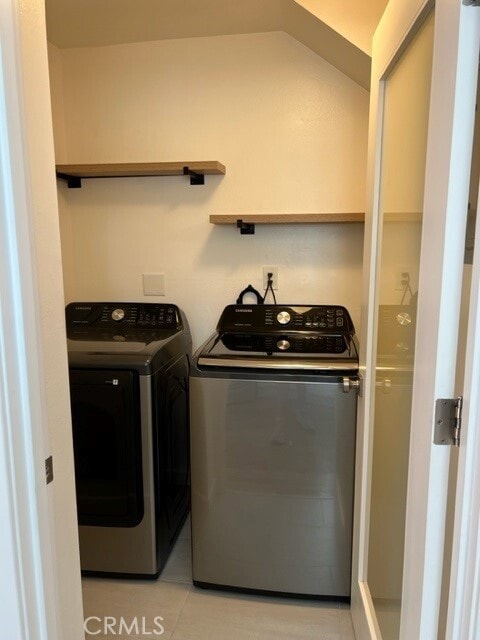 Building Photo - 410 E Plymouth St