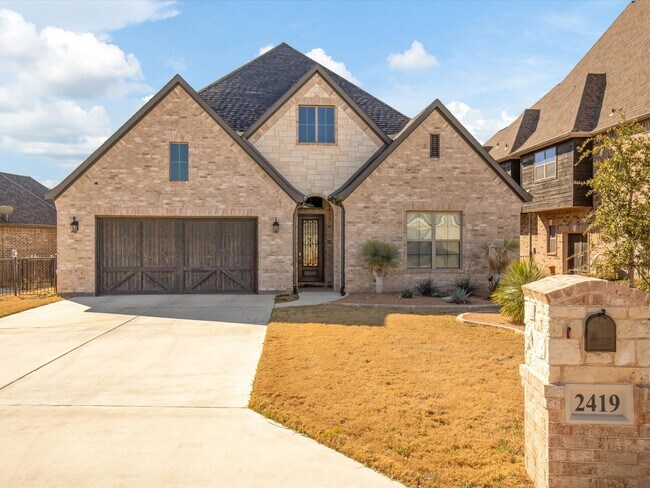 Primary Photo - 2419 Portwood Way