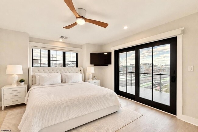 Building Photo - 100 S Frontenac Ave