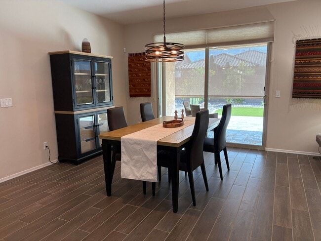 Building Photo - 55+ Furnished Short Term Dove Mountain Beauty