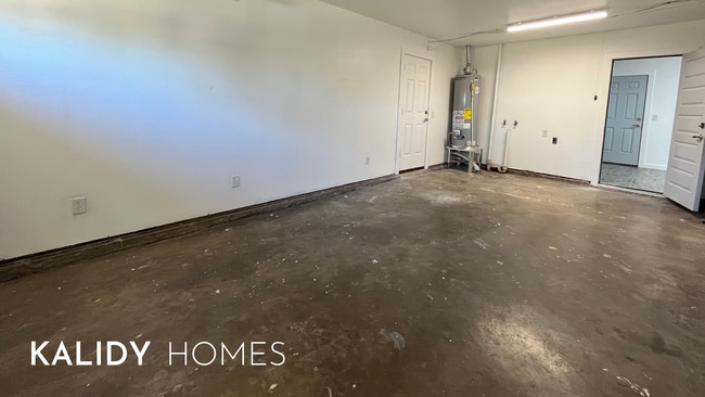 Building Photo - 2813 SW 62nd St