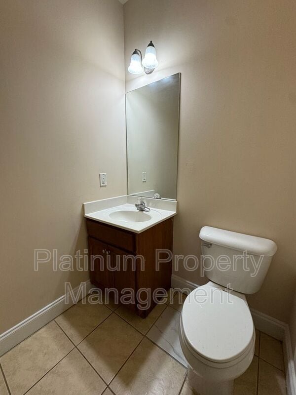 Building Photo - 3225 Landingview Ct