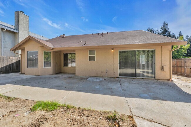Building Photo - 8327 Trimmer Way