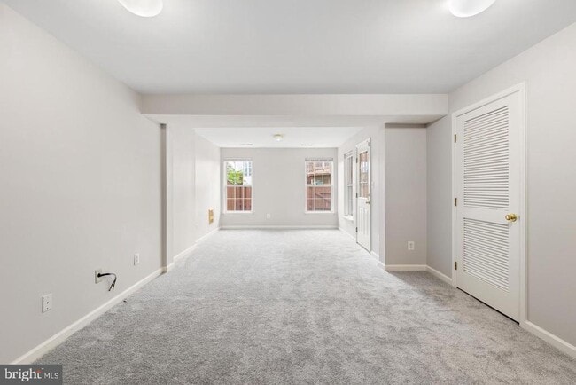 Building Photo - 13700 Barksdale Dr
