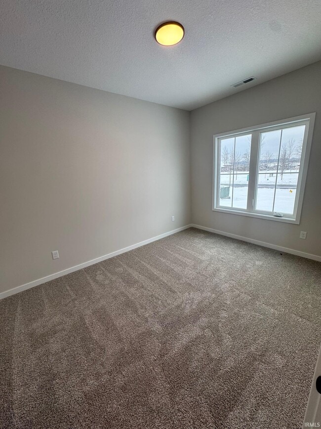 Building Photo - 1072 Emilee Ct