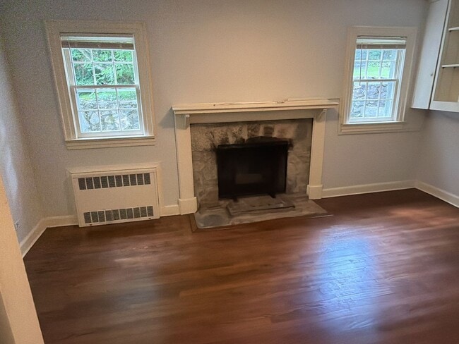 Building Photo - 6 Raven Way