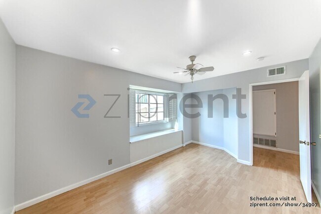 Building Photo - 12331 Hilldale Ct