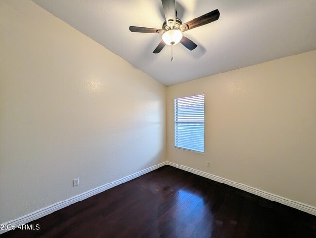 Building Photo - 5232 W Tonto Rd