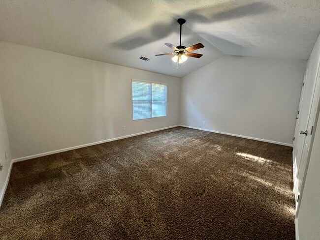 Building Photo - 707 Porter Ln