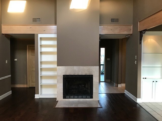 Building Photo - White Oak Common 3BR 2 1/2BA