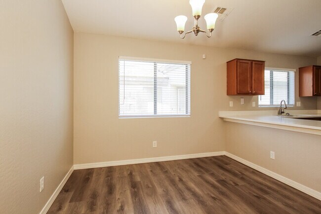 Building Photo - 23257 W Cocopah St