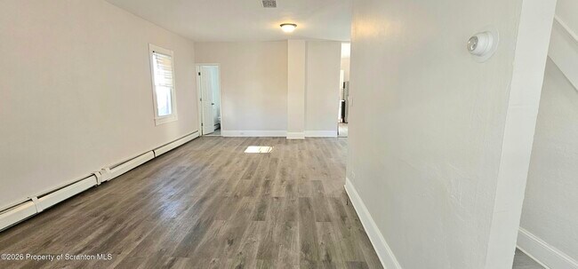 Building Photo - 315 Aswell Ct