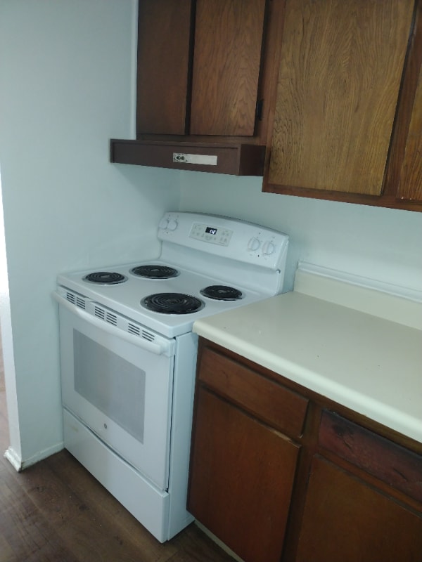 Building Photo - 1040 E Barnard St