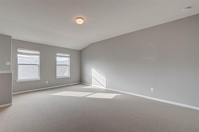 Building Photo - 502 Mornington Ln