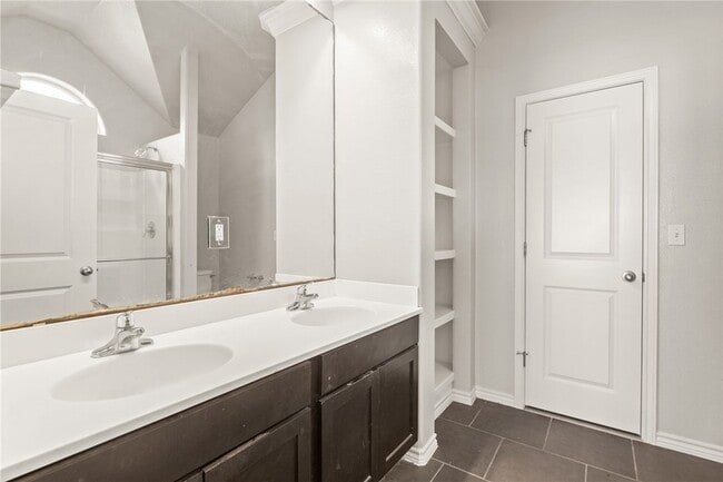 Building Photo - 7308 Kolda Dr