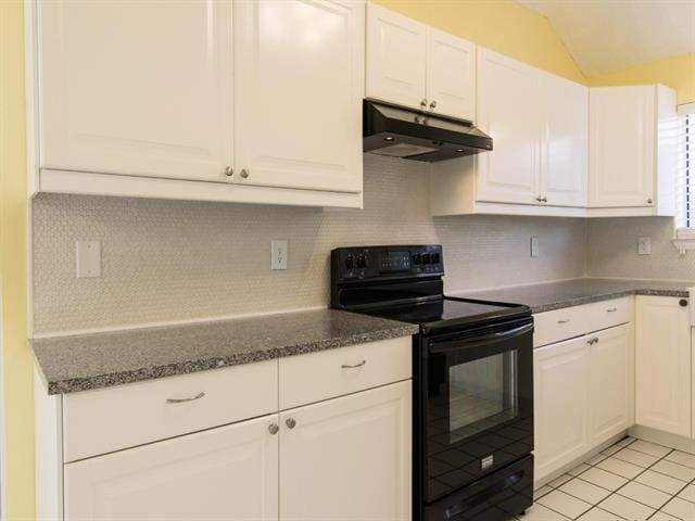 Building Photo - 1520 Mayflower Dr