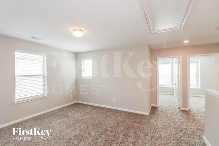 Building Photo - 5214 Pine Forest Ridge St