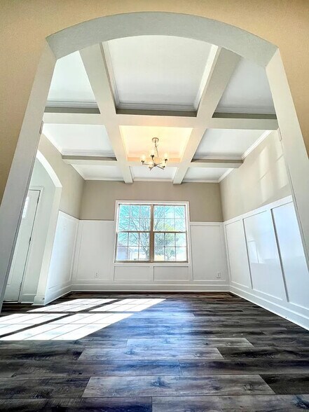 Building Photo - 122 Ted's Trail