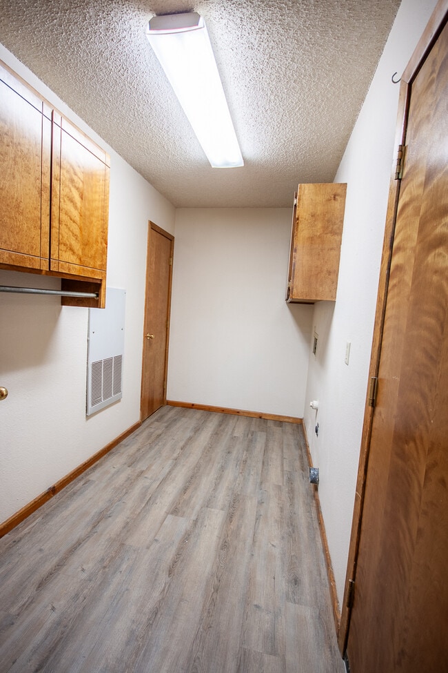 Building Photo - 809 Stanton Pl