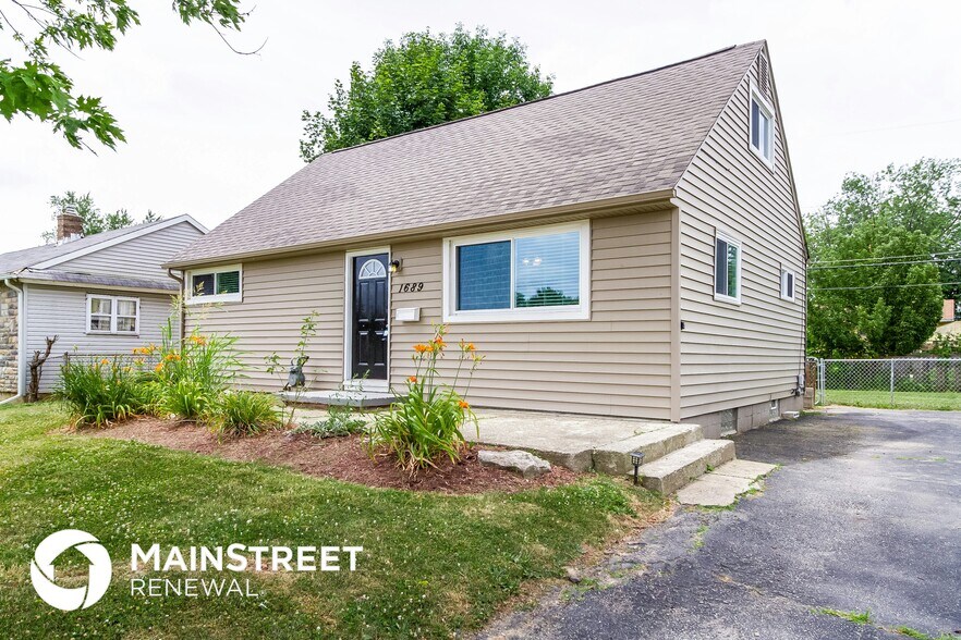 Building Photo - 1689 Geraldine Ave